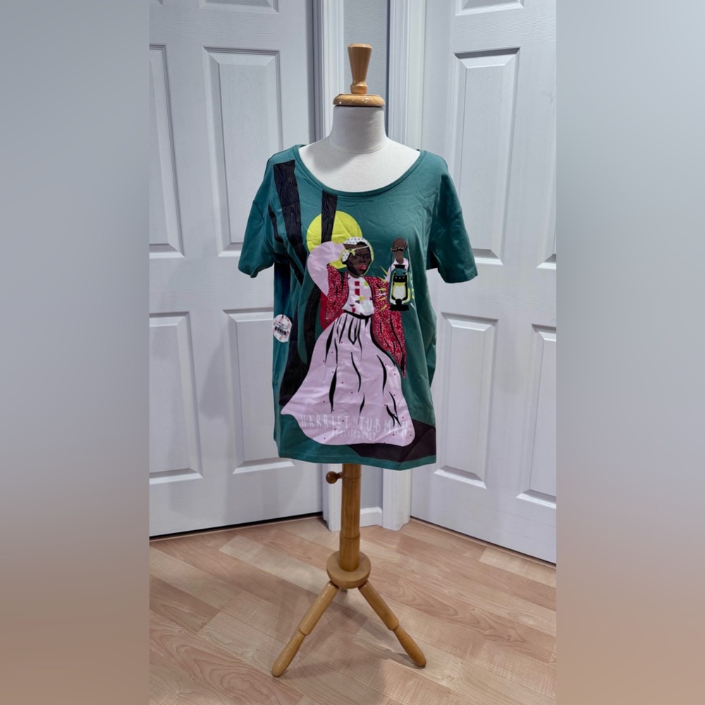 NWT Piccolina Harriet Tubman Tee, size XL